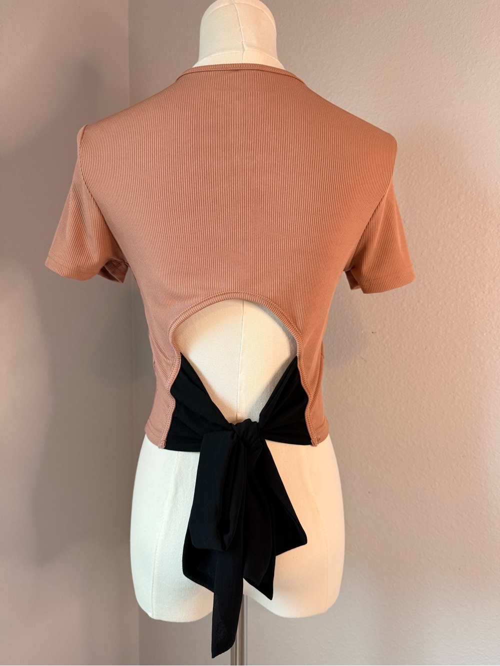 BOTURE Dusty Rose Ribbed Crop Top Short Sleeve Fitted Tee S